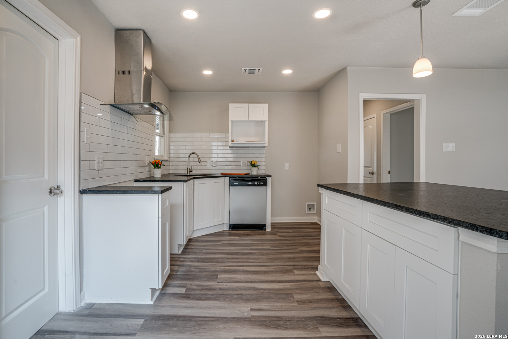 2411 W Huisache Avenue San Antonio TX 78228