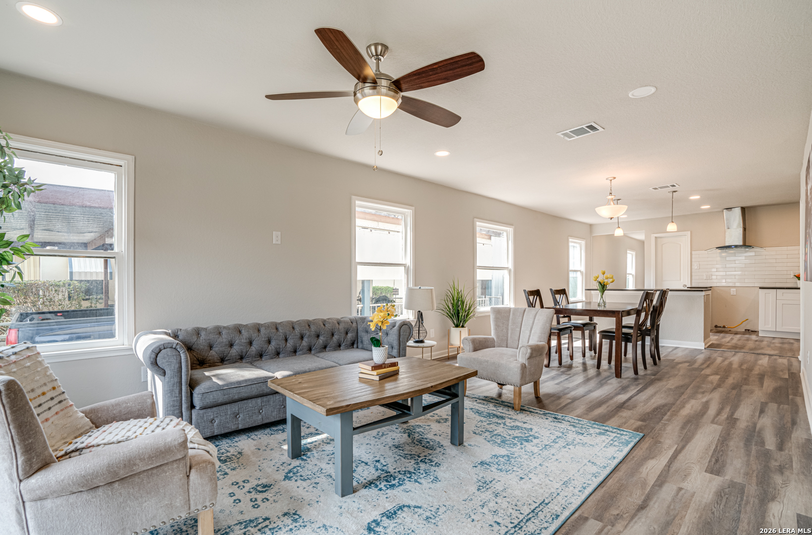 2411 W Huisache Avenue San Antonio TX 78228