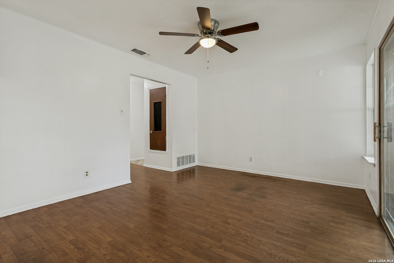 207 Balboa Drive Universal City TX 78148