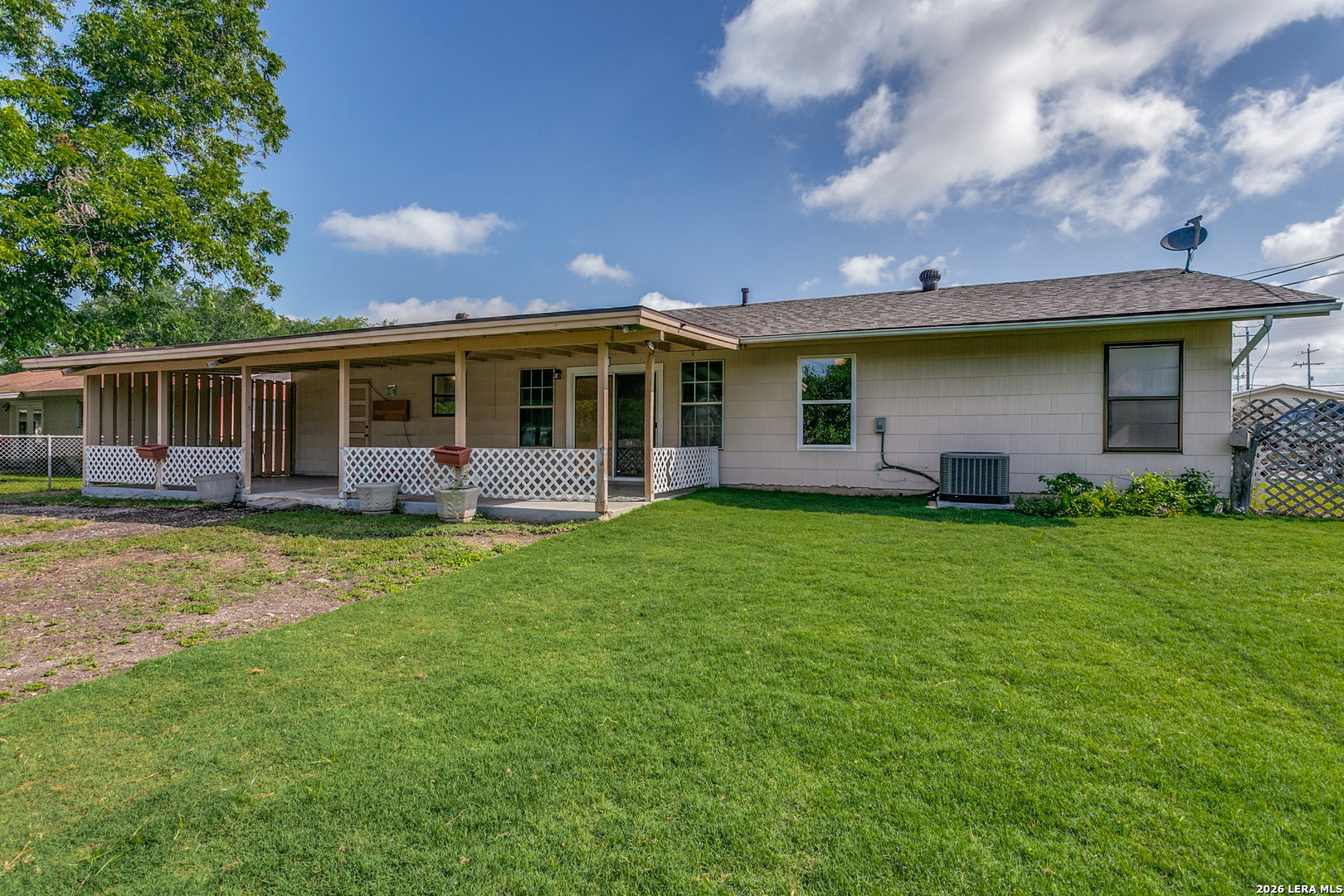 207 Balboa Drive Universal City TX 78148