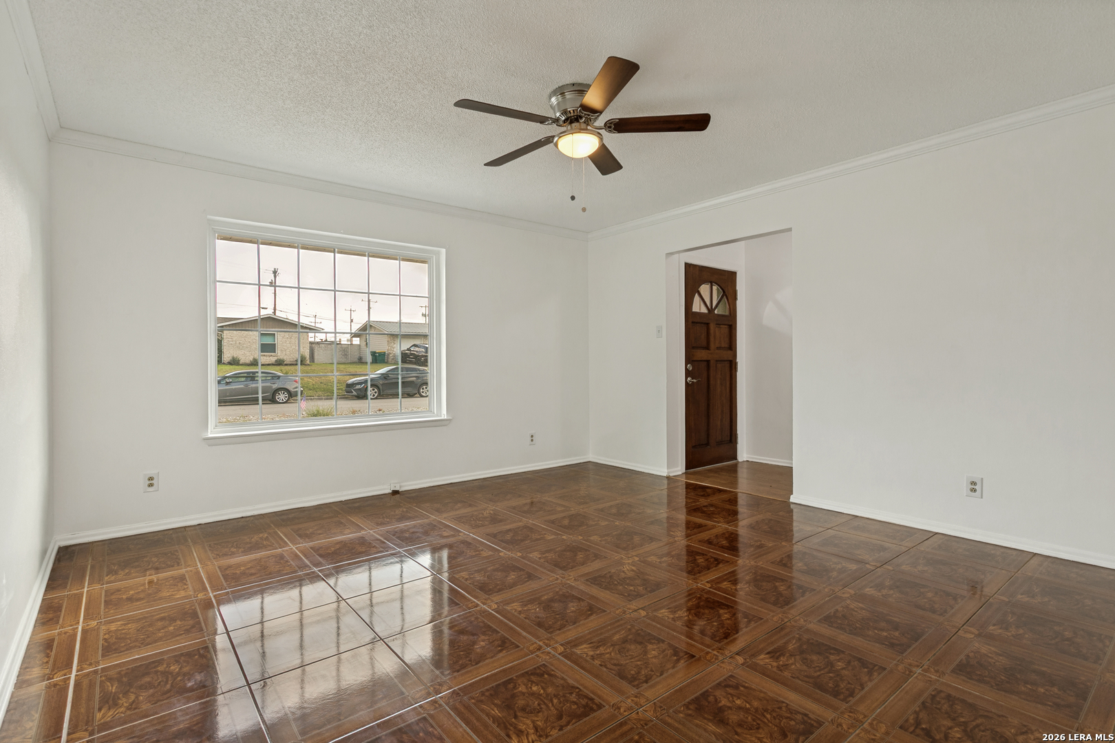 207 Balboa Drive Universal City TX 78148