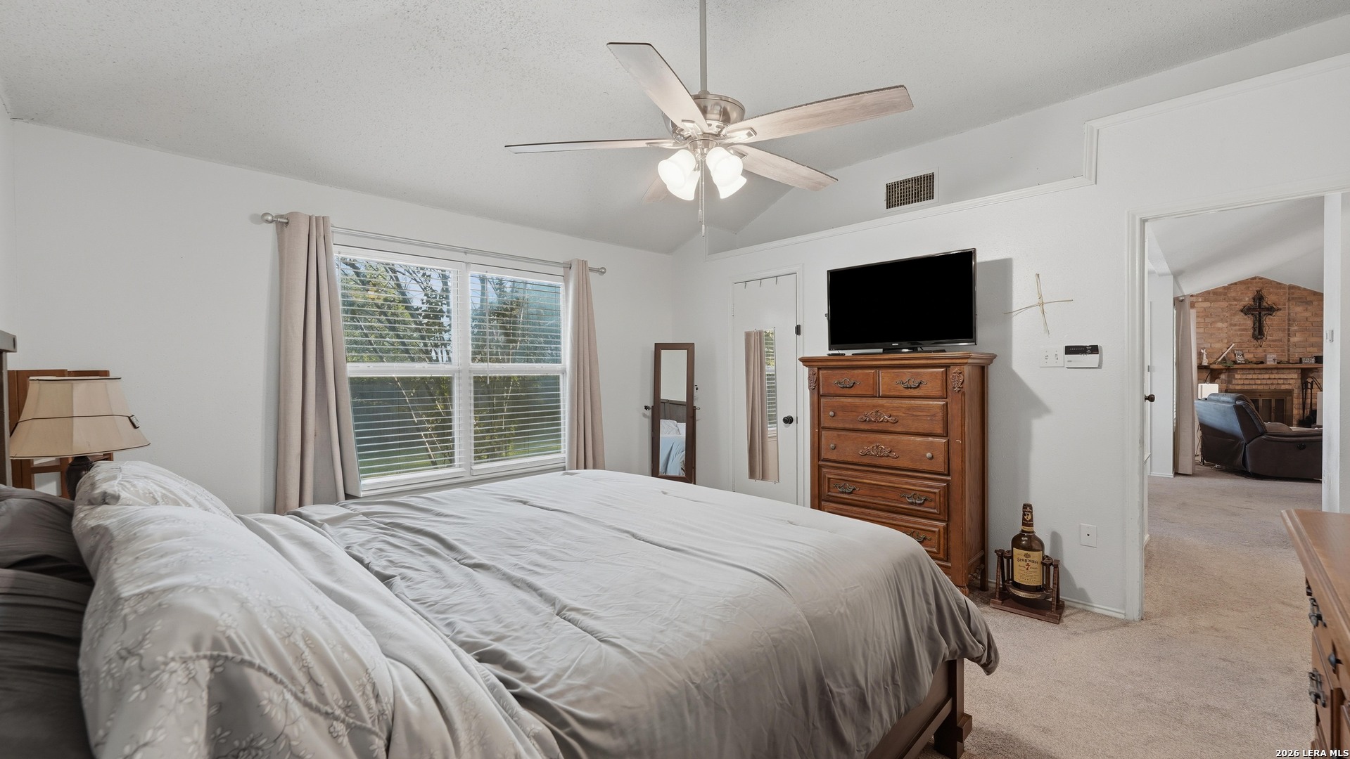 1044 Dimrock Schertz TX 78154