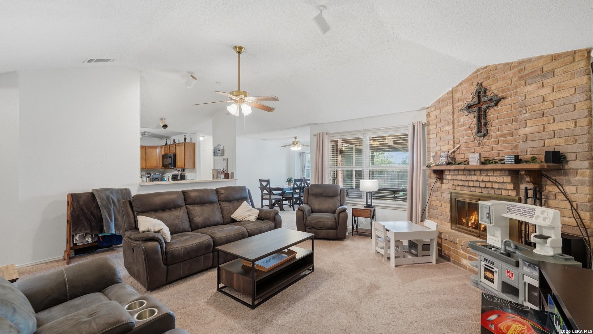 1044 Dimrock Schertz TX 78154