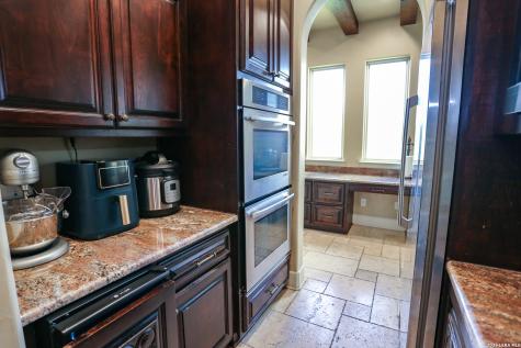 15530 Spur Clip Helotes TX 78023