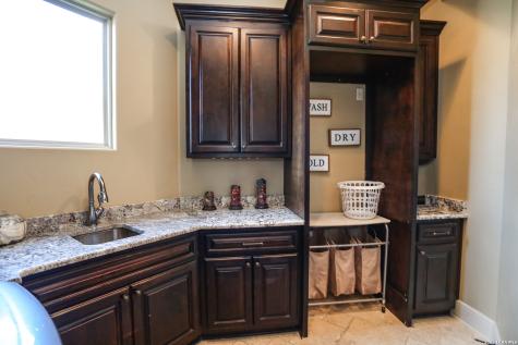 15530 Spur Clip Helotes TX 78023
