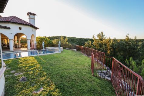 15530 Spur Clip Helotes TX 78023