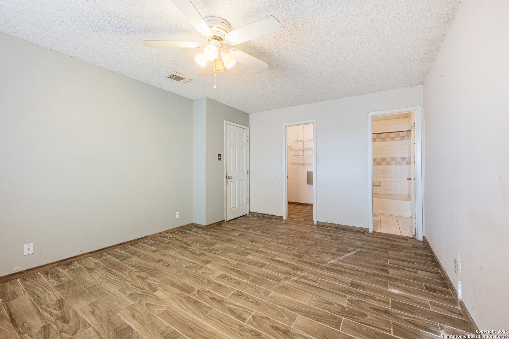 4230 Sunrise Cove San Antonio TX 78244