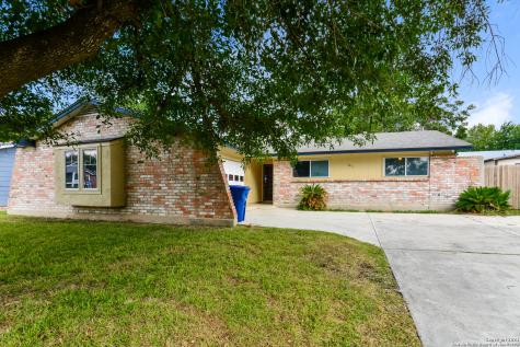 2831 Hiawatha San Antonio TX 78210
