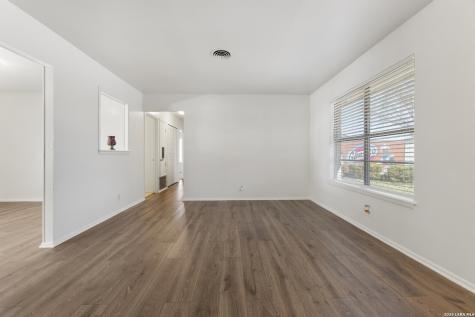 619 Northtrail San Antonio TX 78216