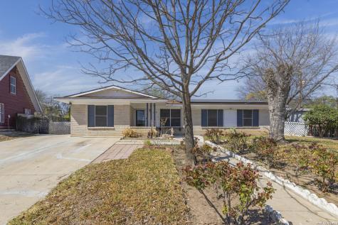 619 Northtrail San Antonio TX 78216