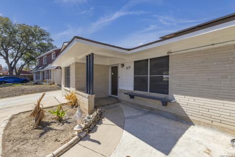 619 Northtrail San Antonio TX 78216