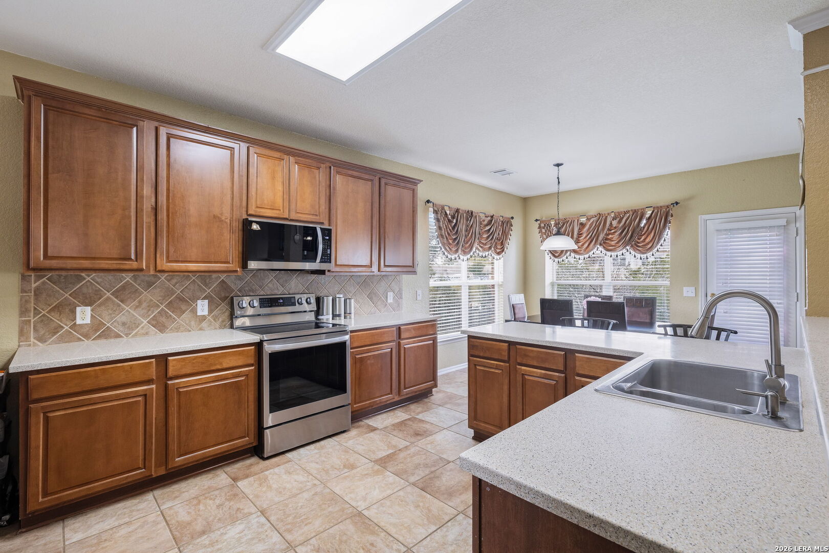 21811 Dolomite San Antonio TX 78259