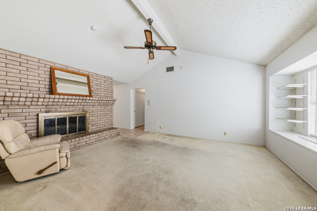 118 Clear Oak Universal City TX 78148