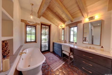 2178 S Ranch Road 783 Harper TX 78631