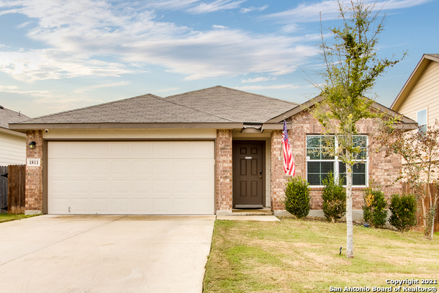 1811 Aspen Silver San Antonio TX 78245