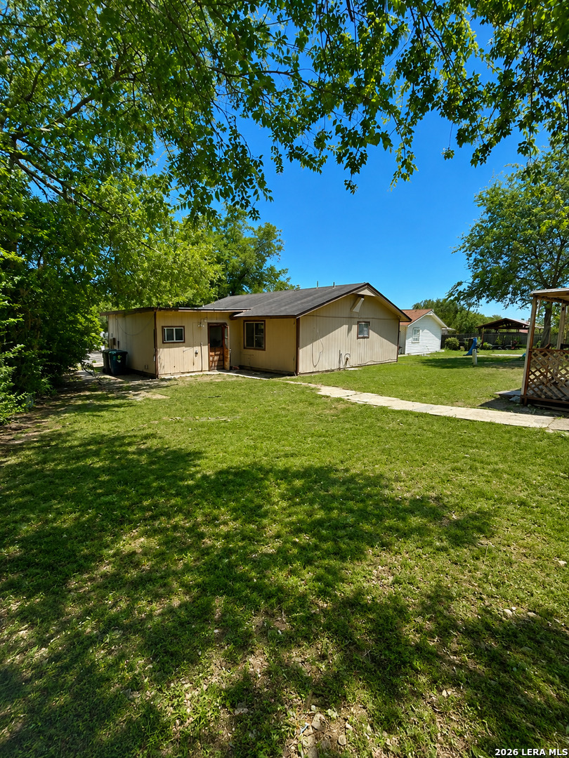 1823 Oxhill Drive San Antonio TX 78238