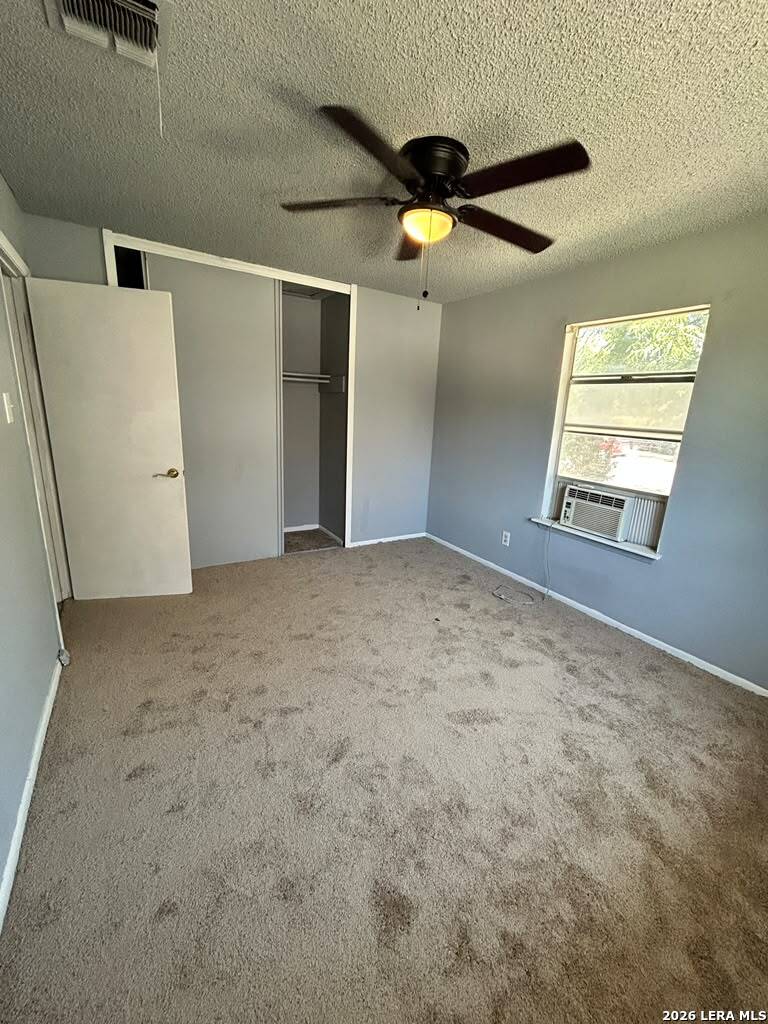 1823 Oxhill Drive San Antonio TX 78238