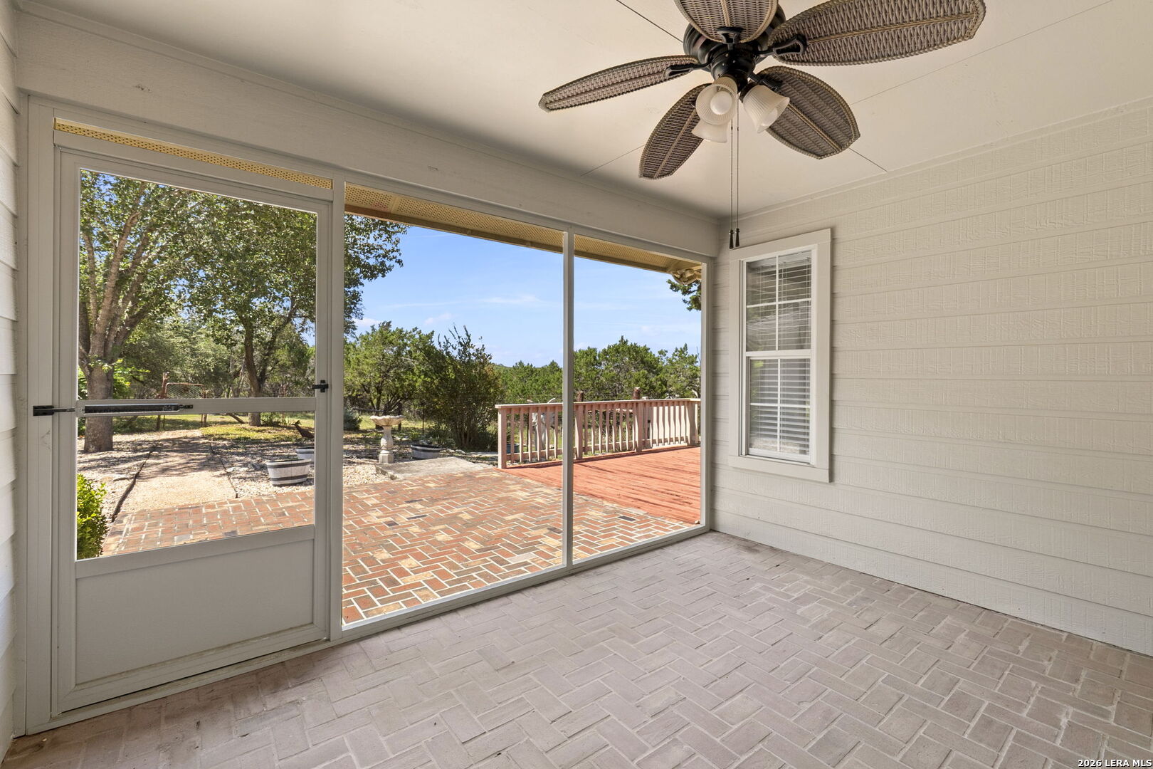 145 Schlamp Bay Canyon Lake TX 78133