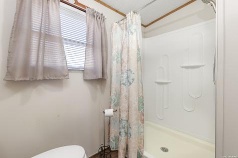 494 County Road 4638 Hondo TX 78861