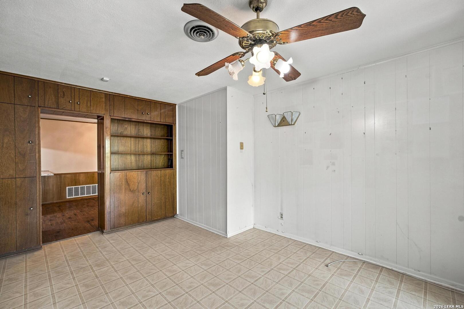 110 Clubhill Drive San Antonio TX 78228