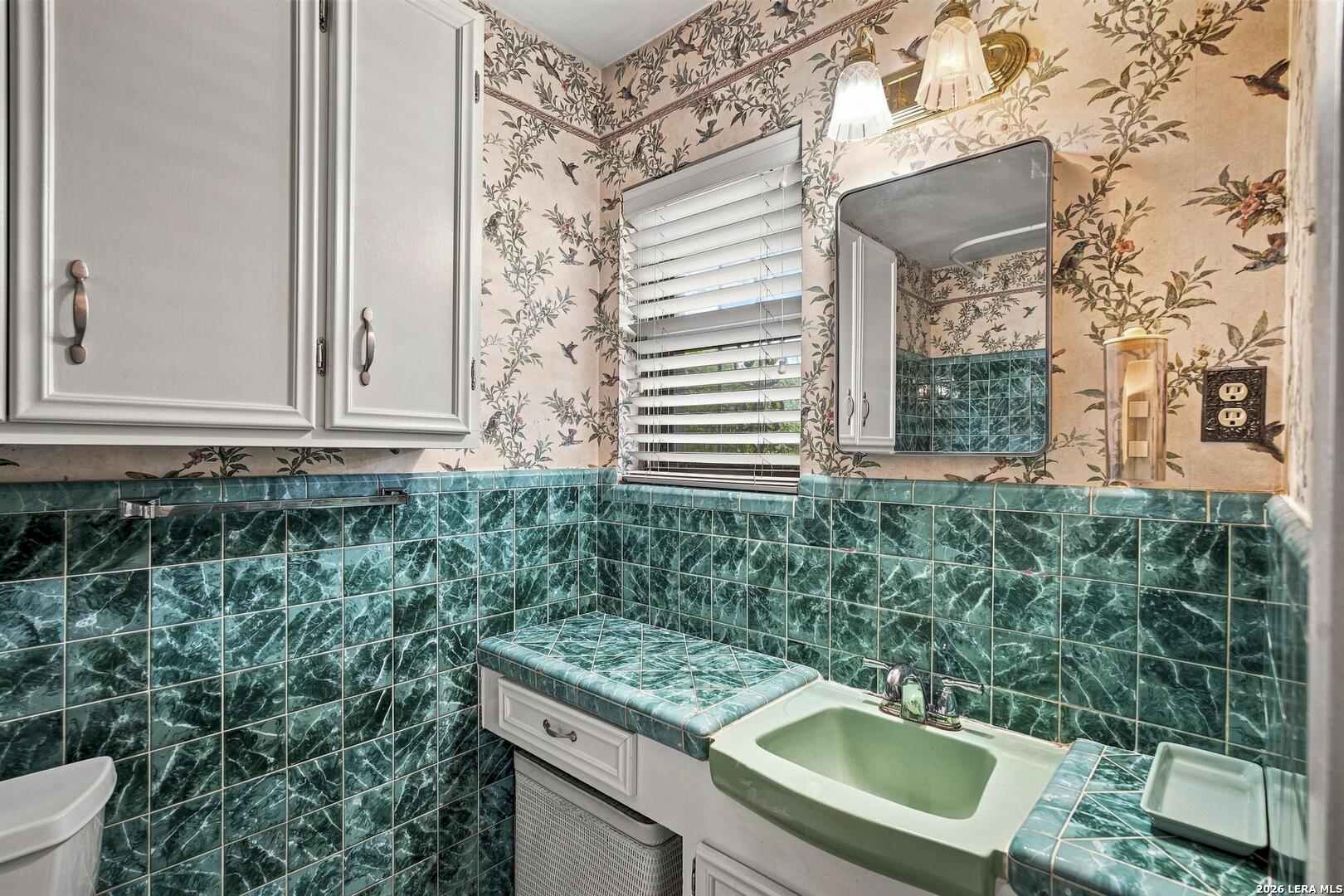 110 Clubhill Drive San Antonio TX 78228