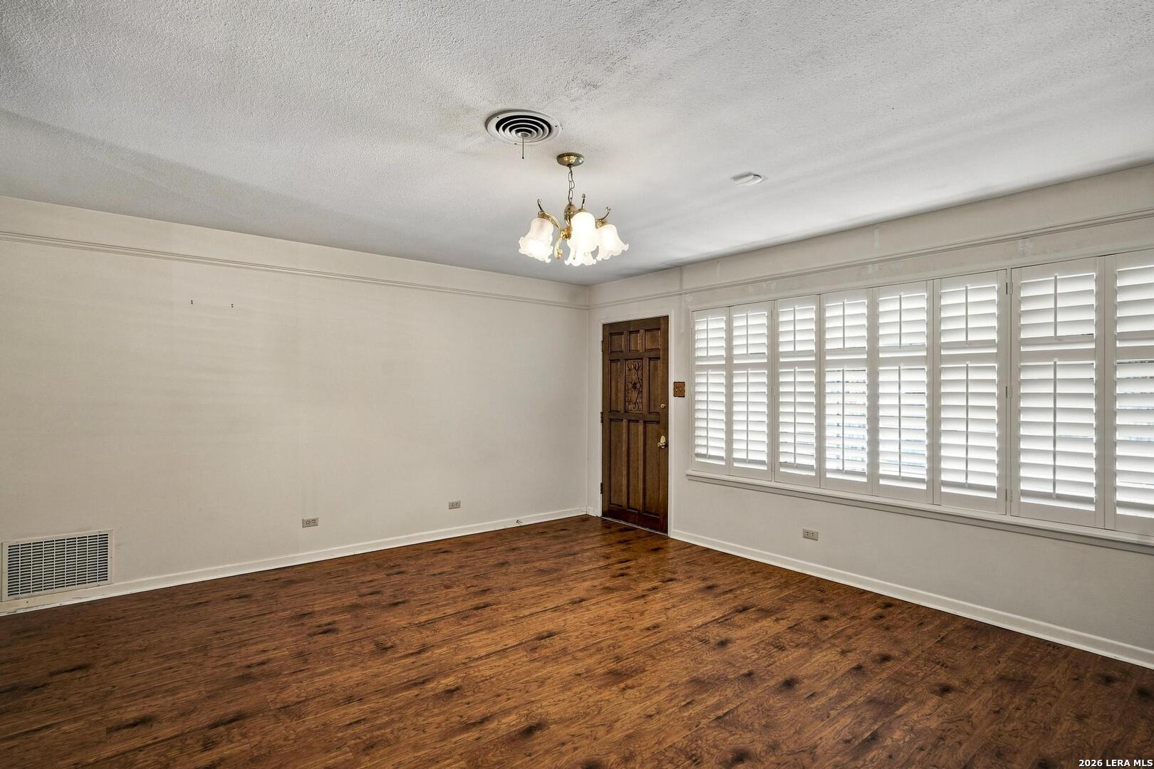 110 Clubhill Drive San Antonio TX 78228