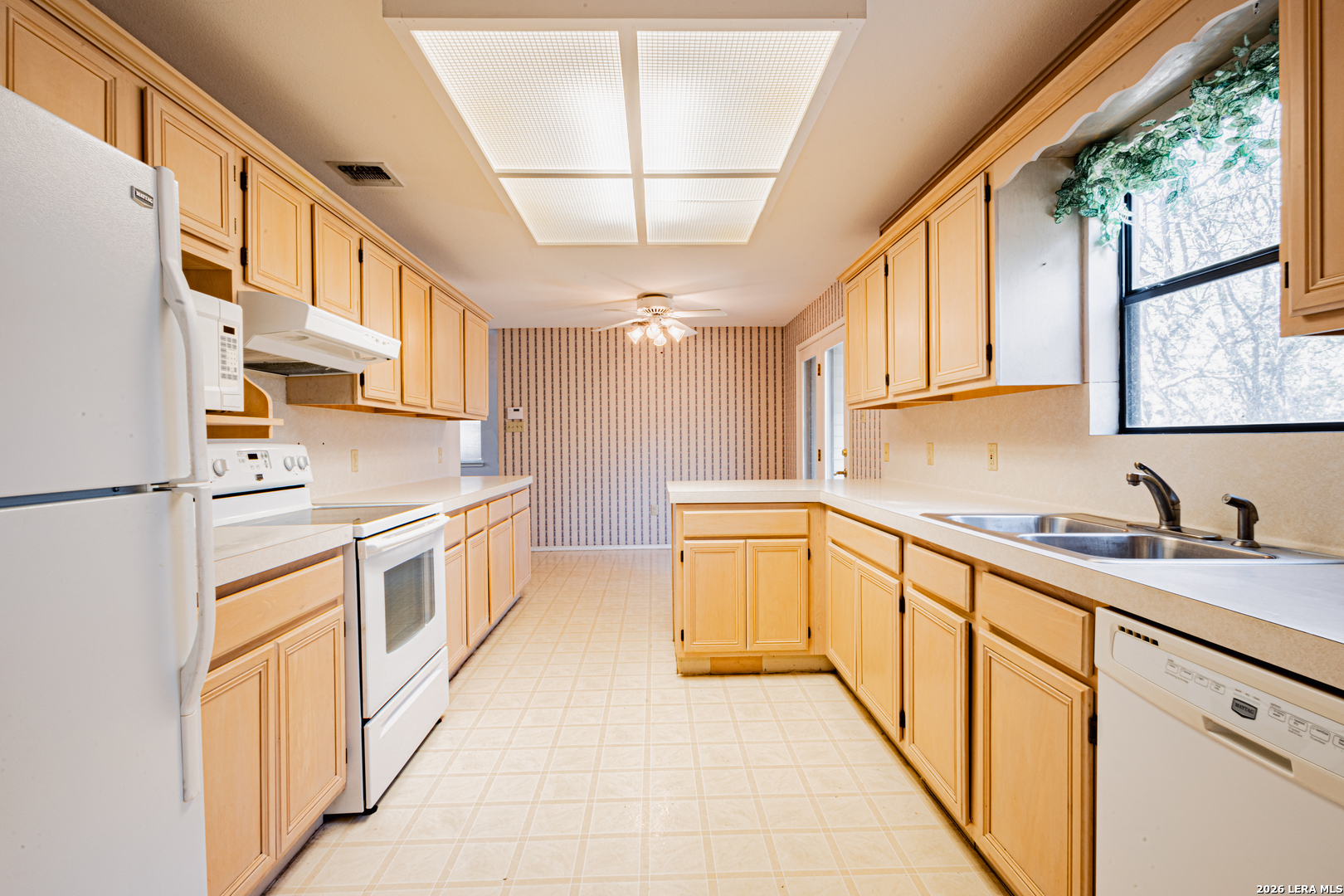 1262 Bluff Creek Circle New Braunfels TX 78130