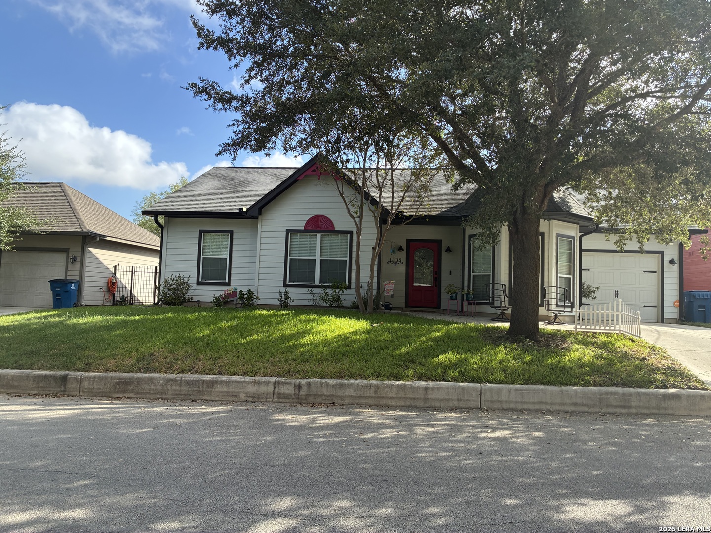 1408 S 2nd Street Floresville TX 78114