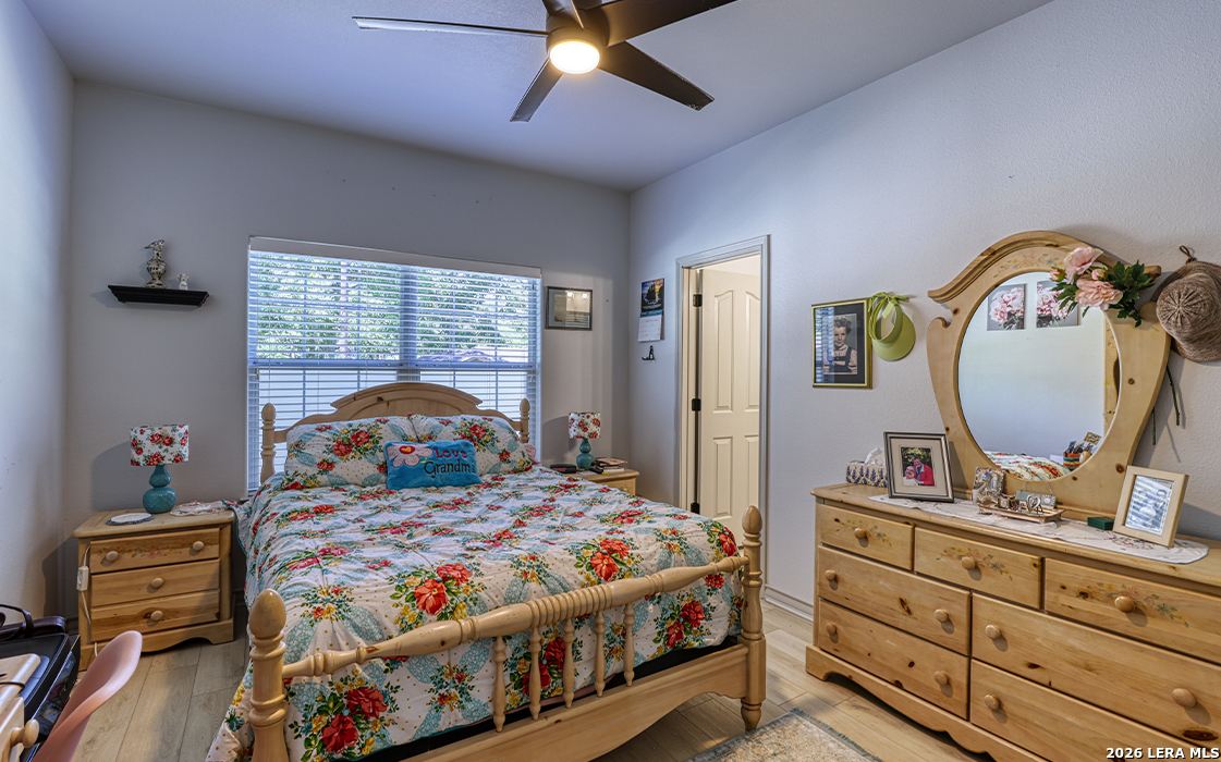 1408 S 2nd Street Floresville TX 78114