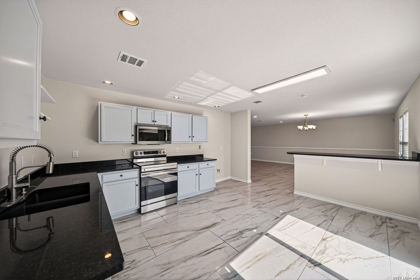 9226 Beech Grove San Antonio TX 78245