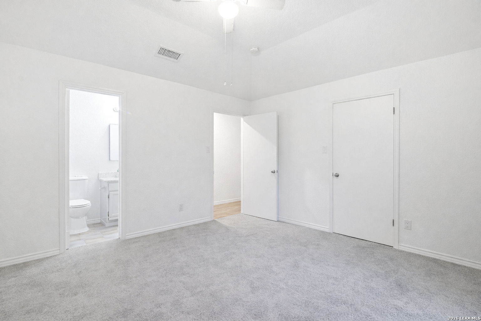 8104 Forest Bow Live Oak TX 78233