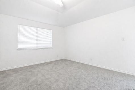 8104 Forest Bow Live Oak TX 78233