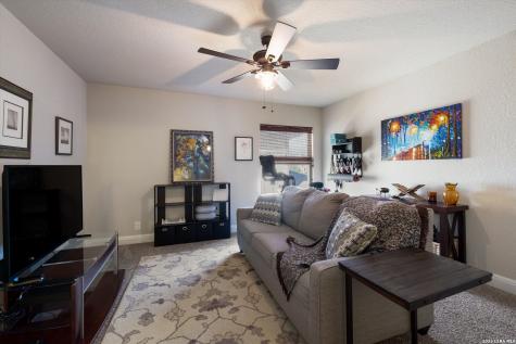 253 Bee Caves Cove Cibolo TX 78108