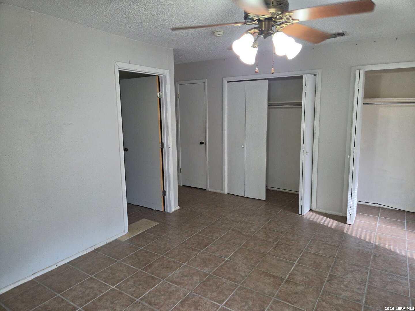 512 High Meadow Pleasanton TX 78064