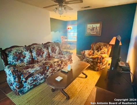 1254 Encino Drive Pleasanton TX 78064