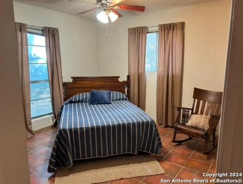 1254 Encino Drive Pleasanton TX 78064