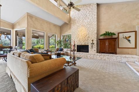 5401 Fredericksburg San Antonio TX 78229