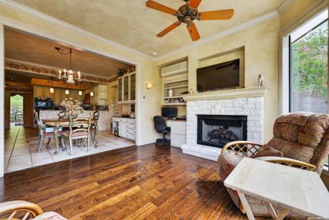 5401 Fredericksburg San Antonio TX 78229