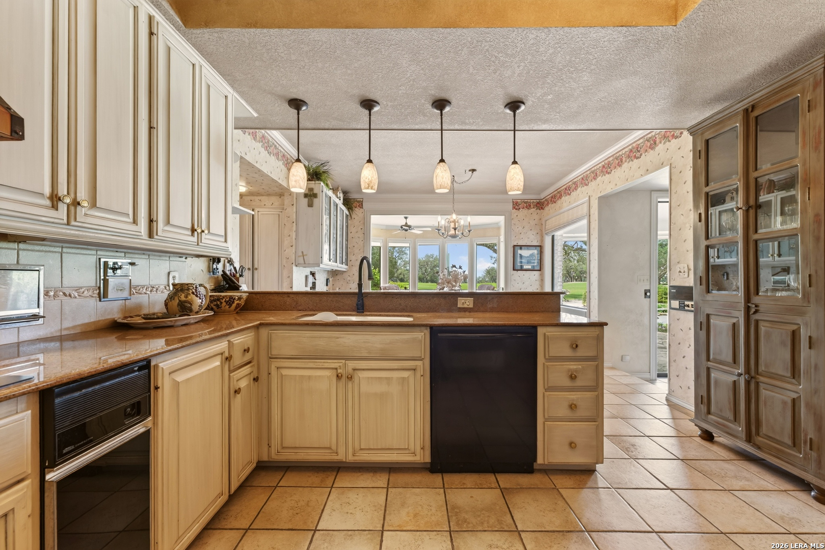 5401 Fredericksburg San Antonio TX 78229