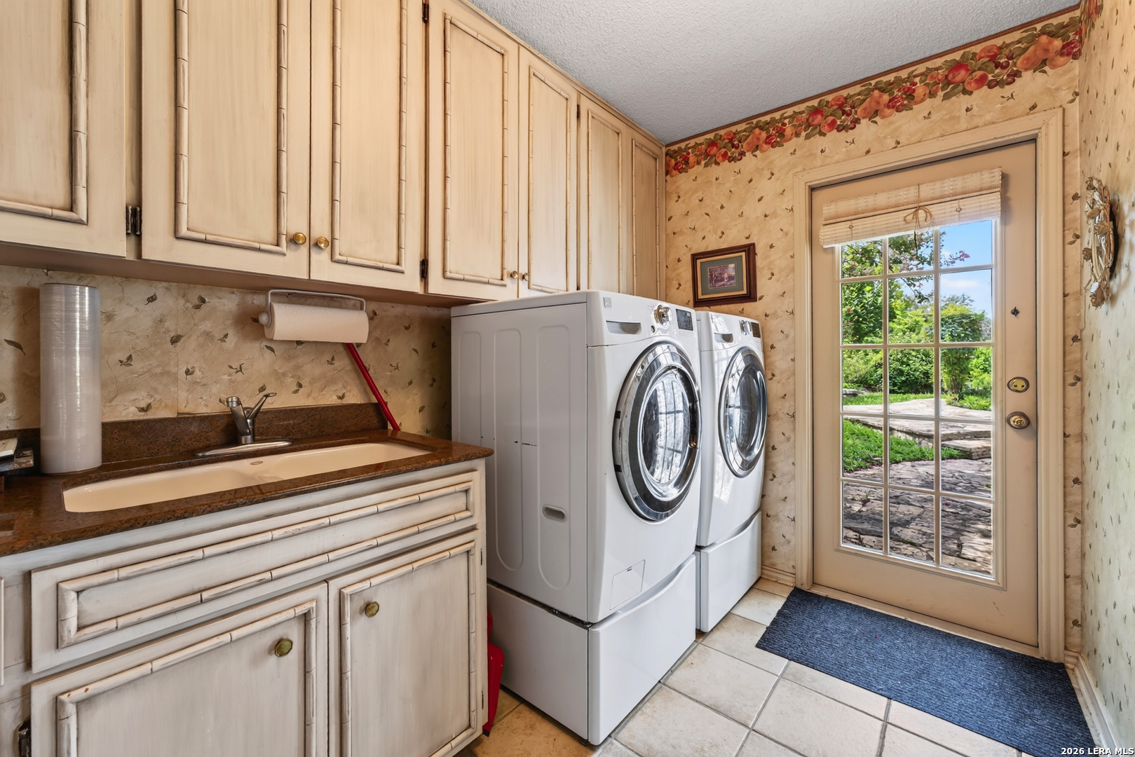 5401 Fredericksburg San Antonio TX 78229