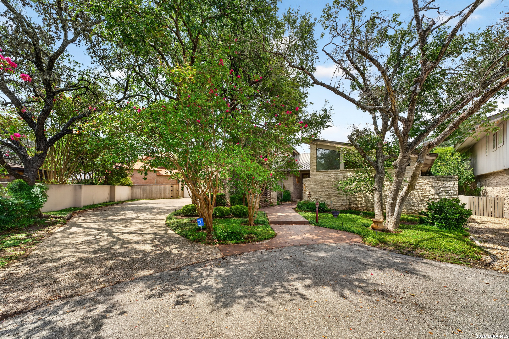 5401 Fredericksburg San Antonio TX 78229