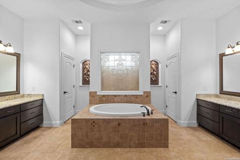 5610 Quail Haven San Antonio TX 78263