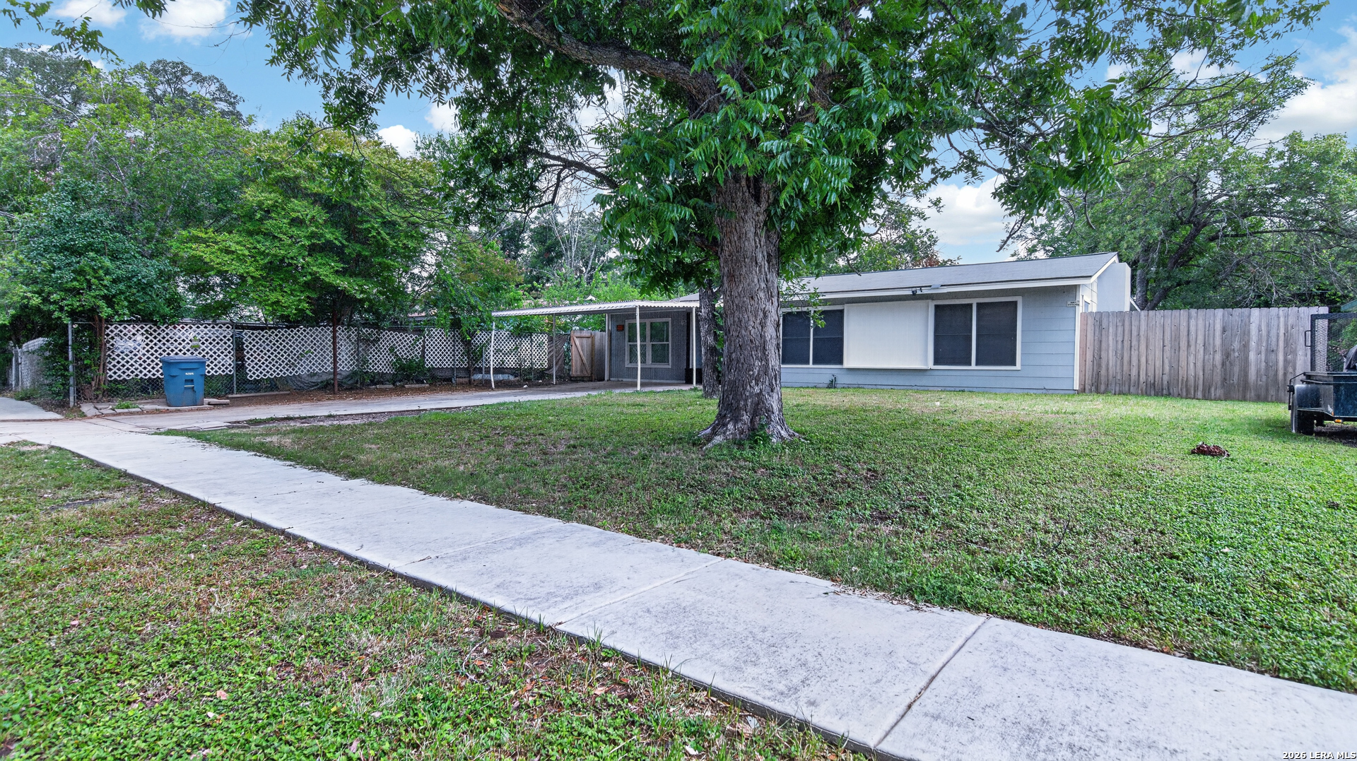 219 Leonidas Drive San Antonio TX 78220