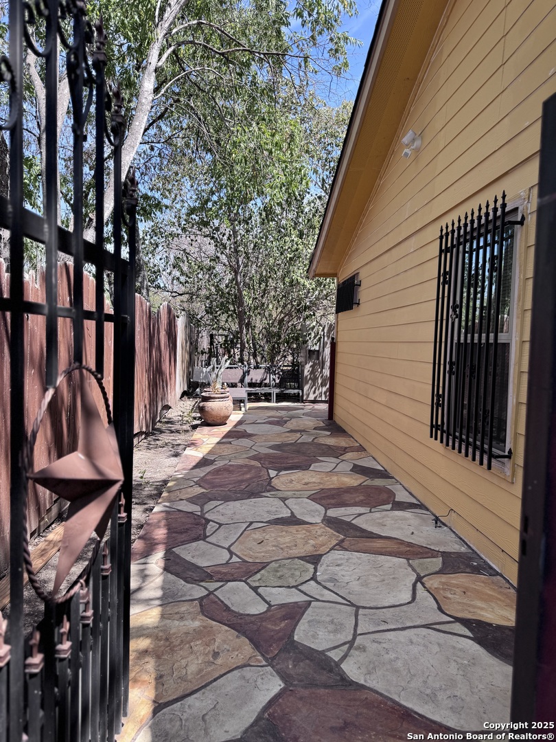 227 Dorsey San Antonio TX 78221