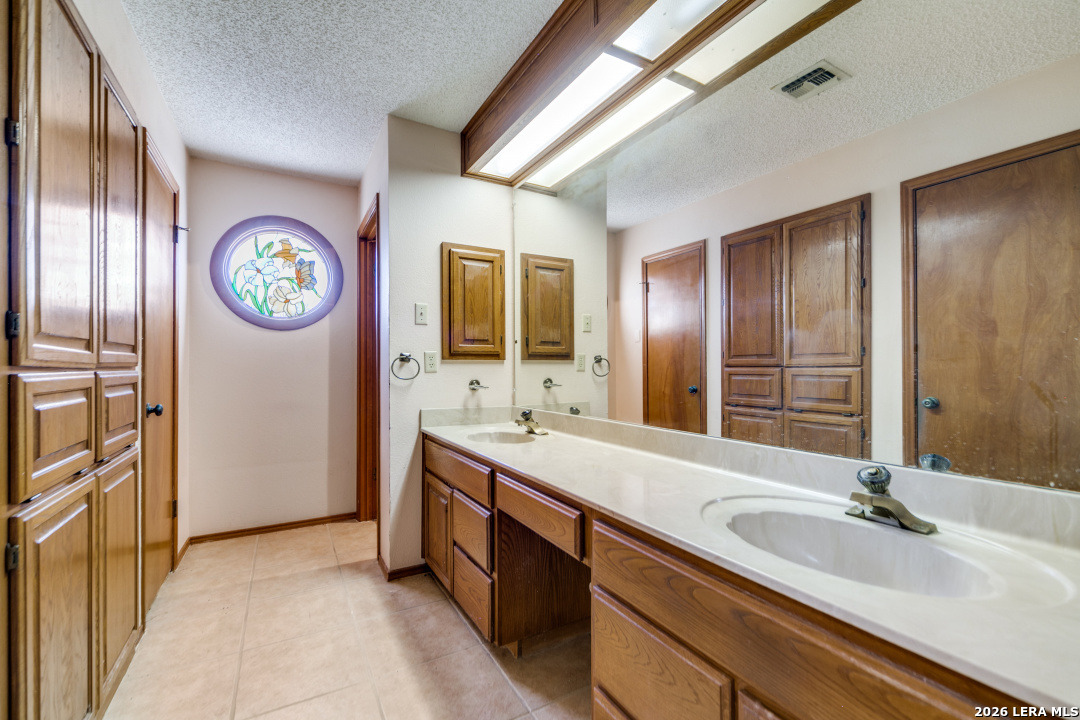 3306 Single Peak San Antonio TX 78261