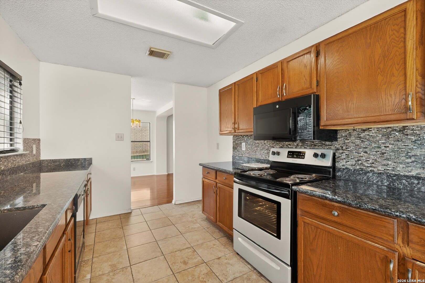 8038 Manderly Place Converse TX 78109