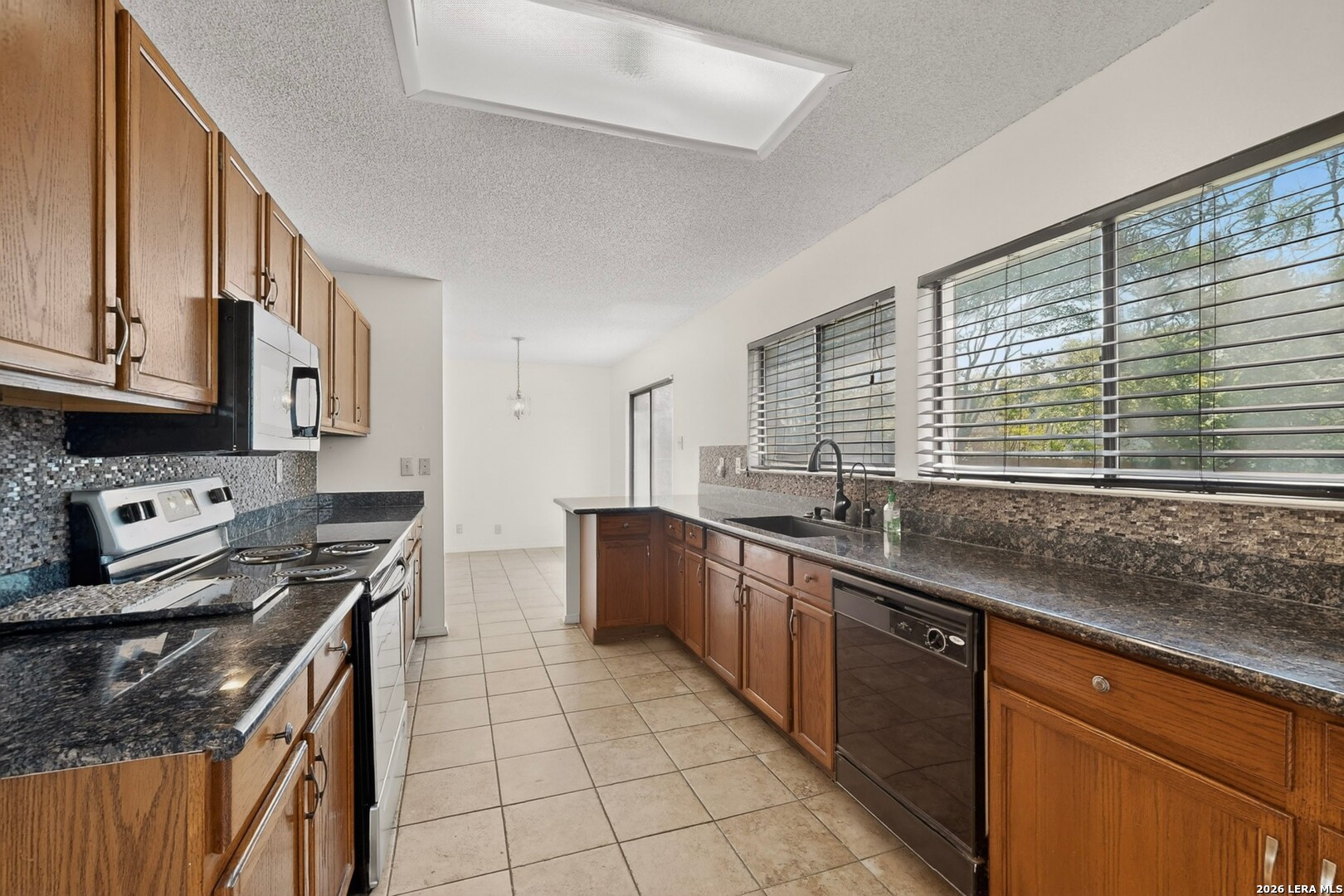8038 Manderly Place Converse TX 78109