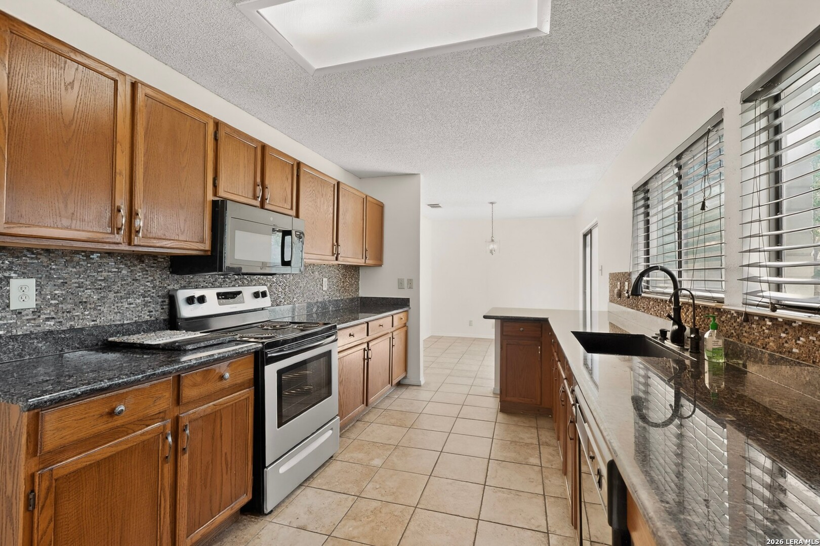 8038 Manderly Place Converse TX 78109
