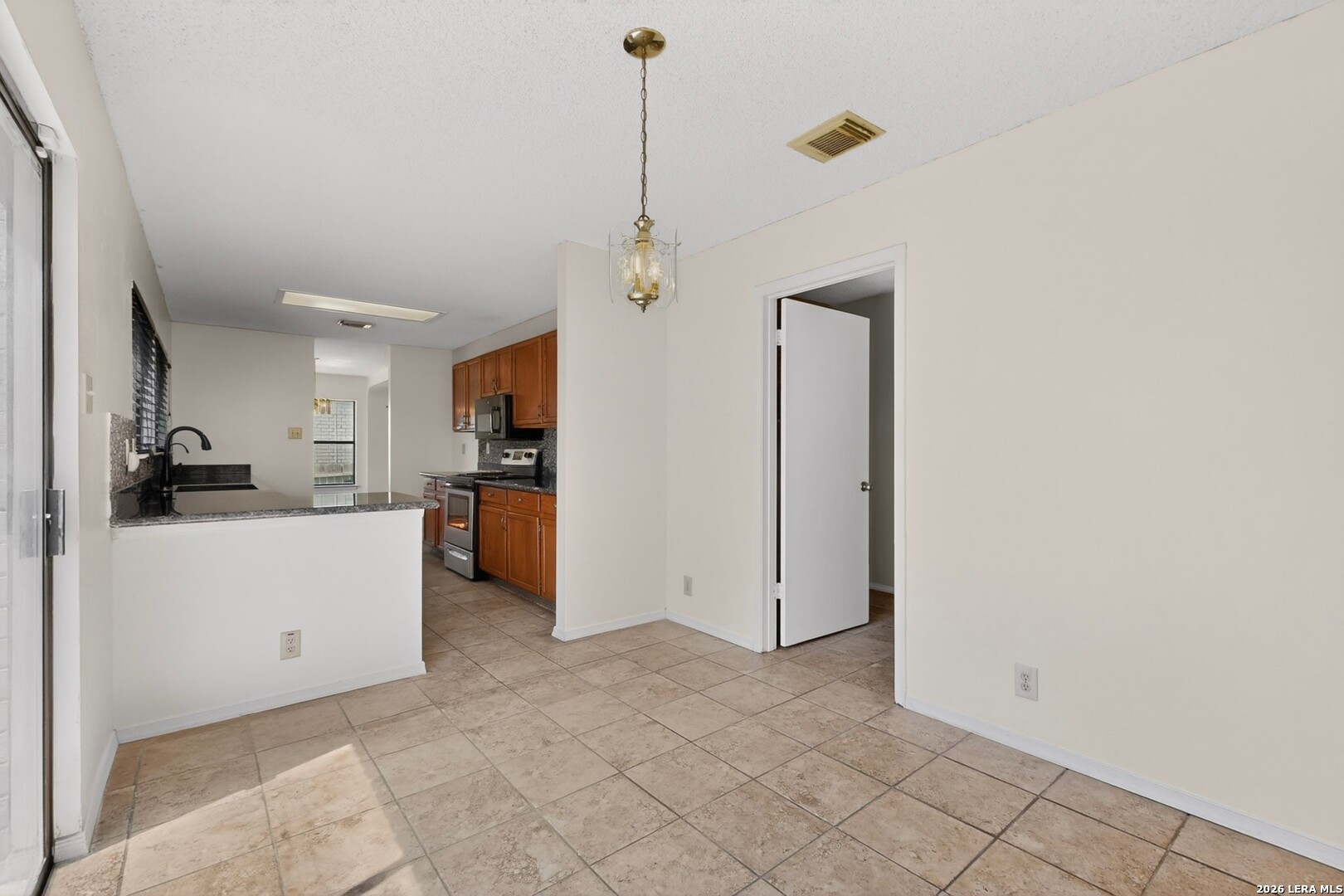 8038 Manderly Place Converse TX 78109