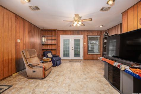 4815 Irma Avenue San Antonio TX 78237